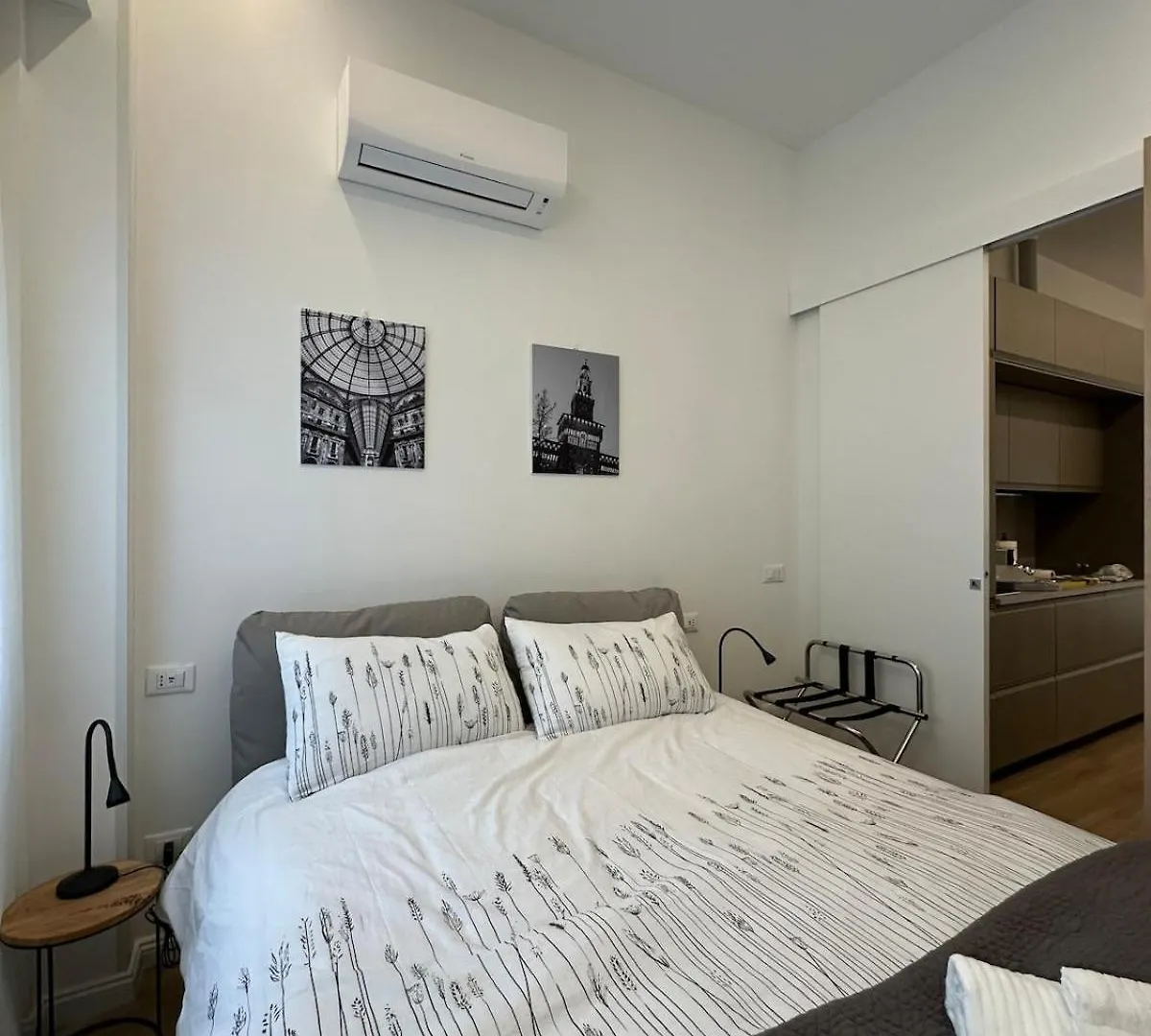 Gran Milan, The City At Your Fingertips Apartment