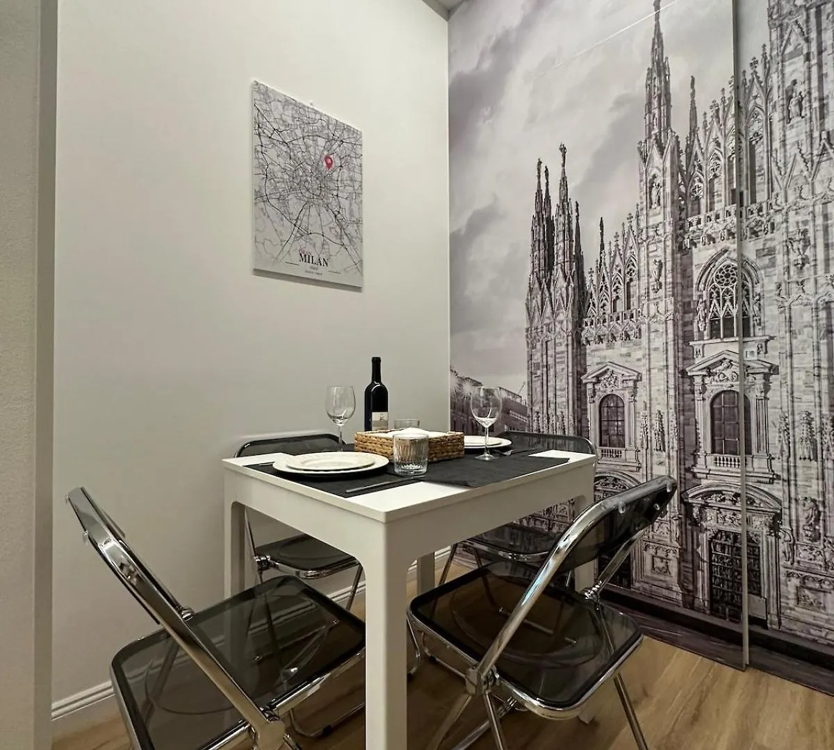 Gran Milan, The City At Your Fingertips 0*, Milan