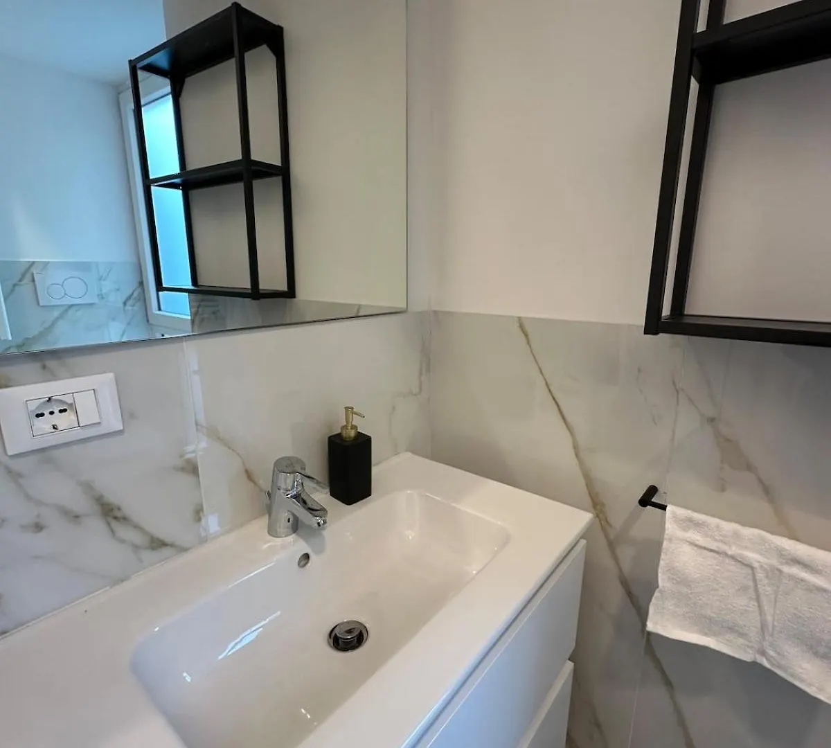 Apartment Gran Milan, The City At Your Fingertips