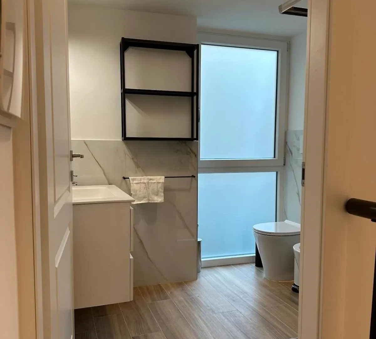 Apartment Gran Milan, The City At Your Fingertips